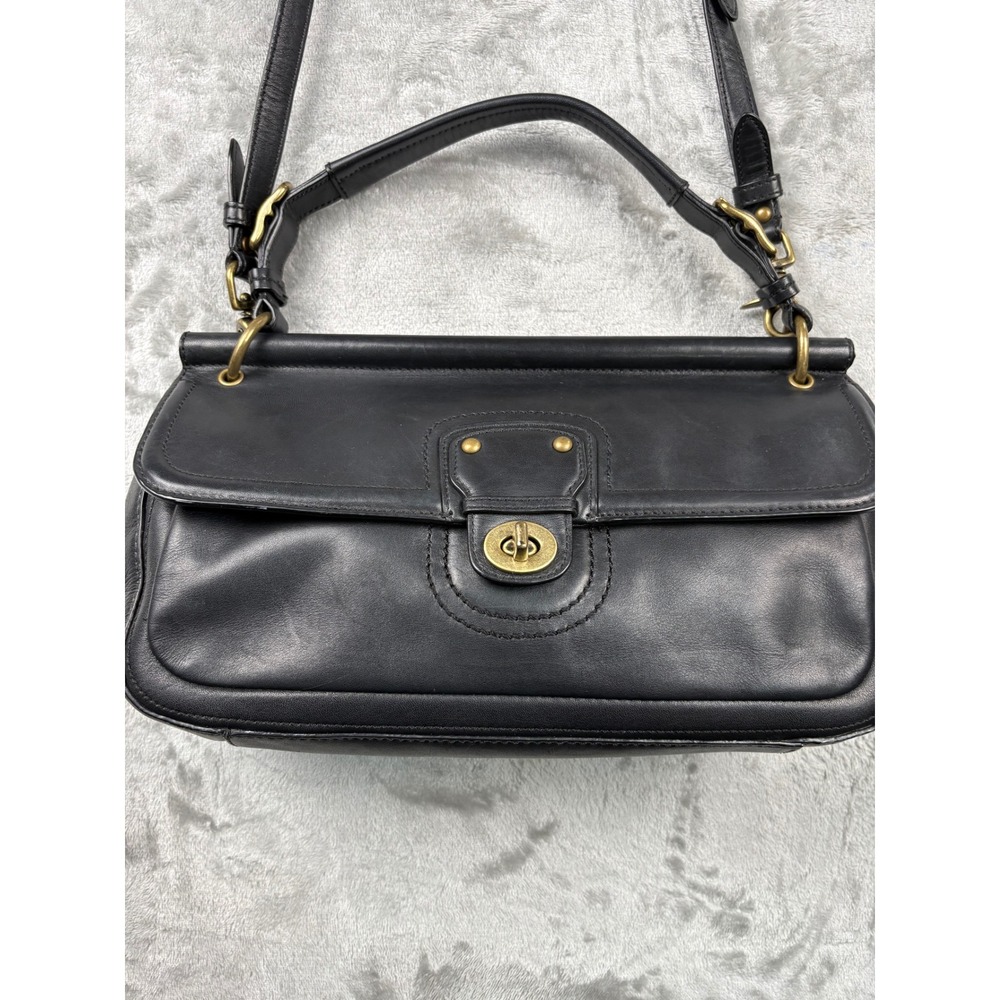 Vintage Coach Legacy City Willis Bad - Black